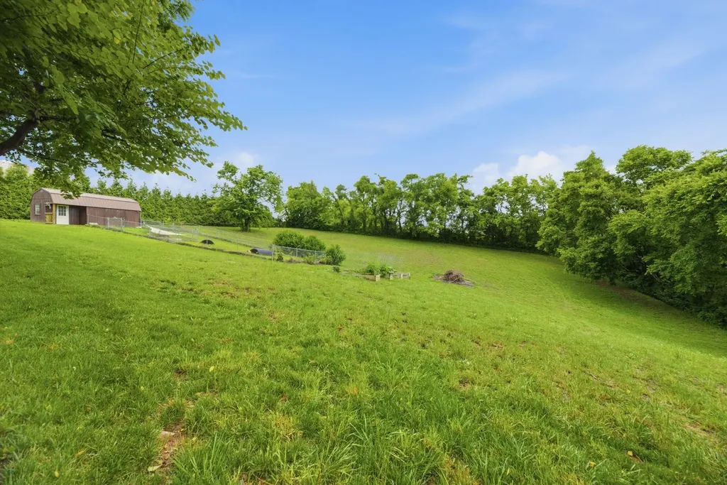 1166 Lake Road Nolensville TN 37135