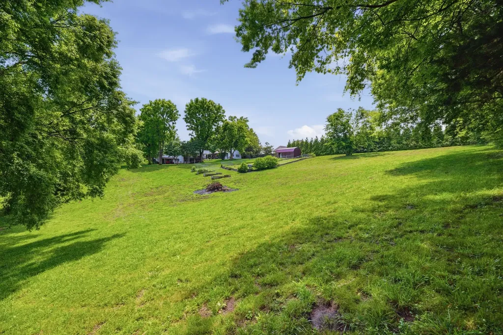 1166 Lake Road Nolensville TN 37135