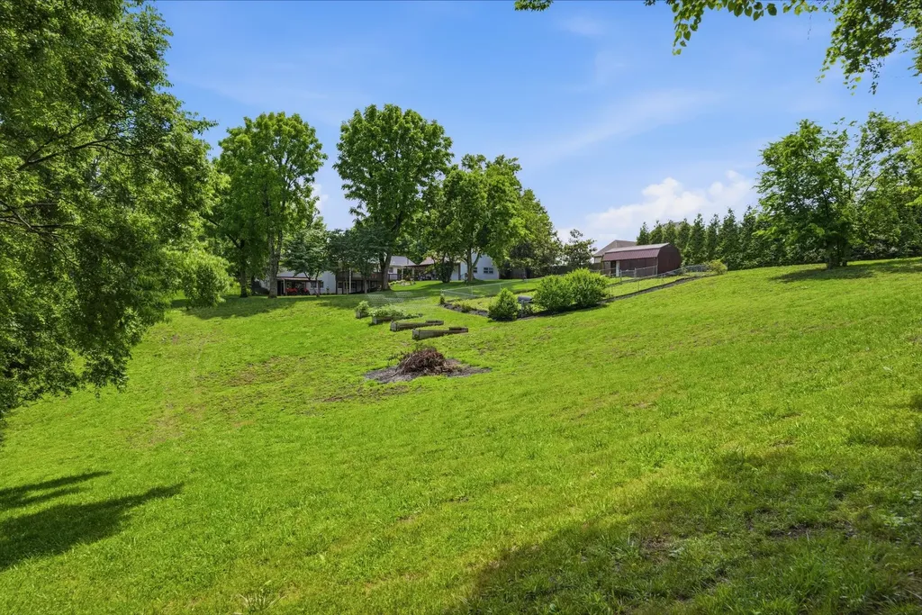 1166 Lake Road Nolensville TN 37135