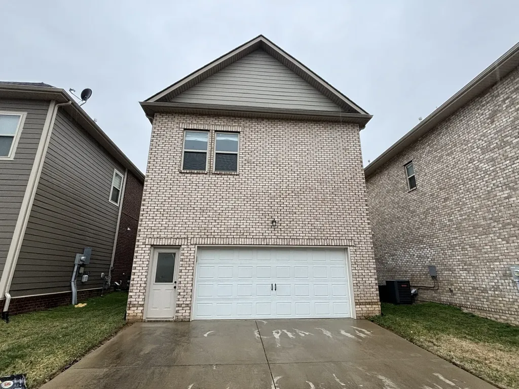162 Benjamin Lane Hendersonville TN 37075