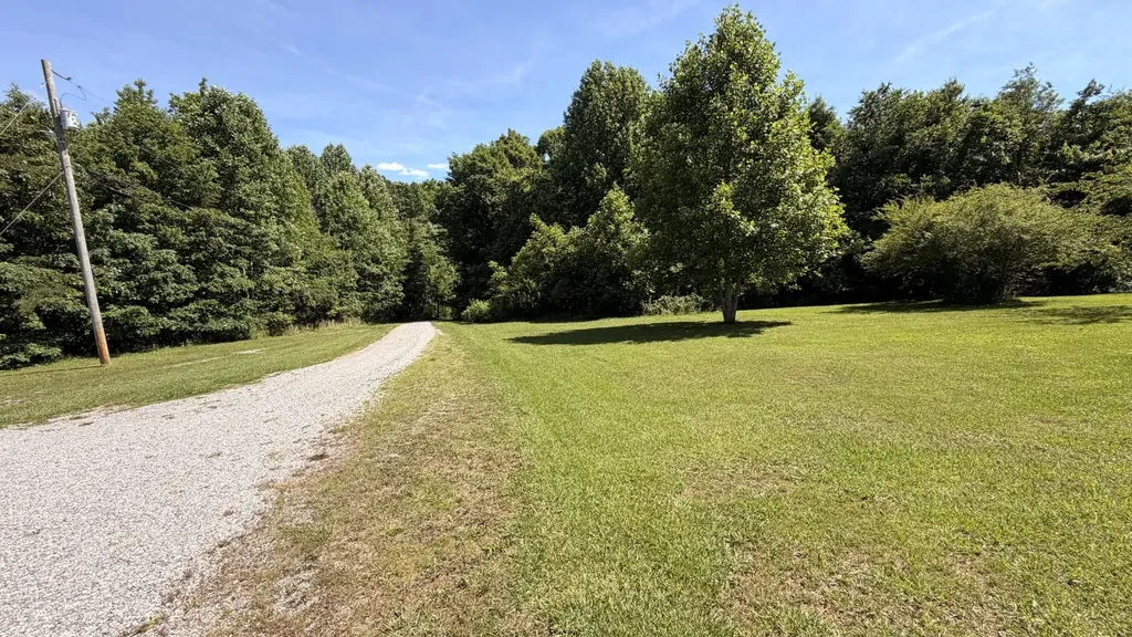 11109 Hendon Road Graysville TN 37338
