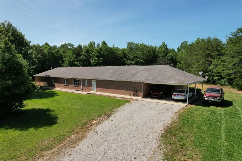 11109 Hendon Road Graysville TN 37338