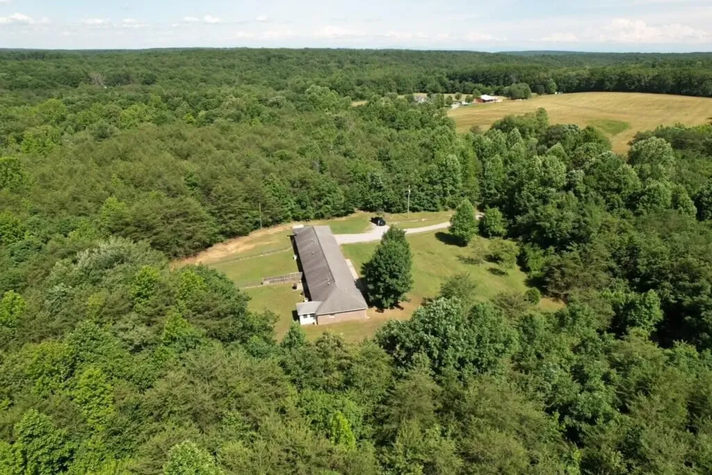 11109 Hendon Road Graysville TN 37338