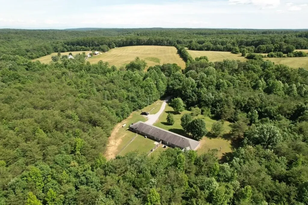 11109 Hendon Road Graysville TN 37338