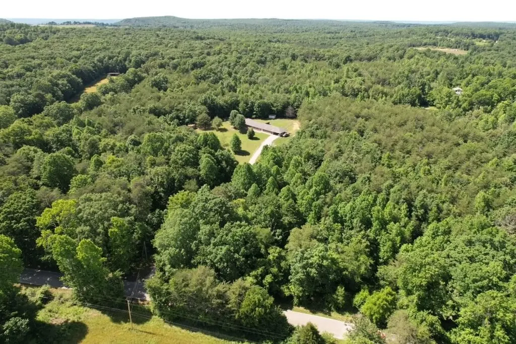 11109 Hendon Road Graysville TN 37338