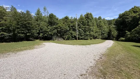 11109 Hendon Road Graysville TN 37338