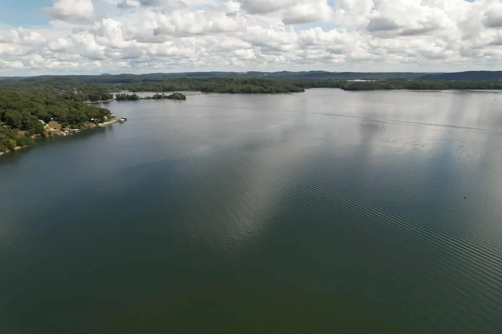 39 Waterside Way Spring City TN 37381