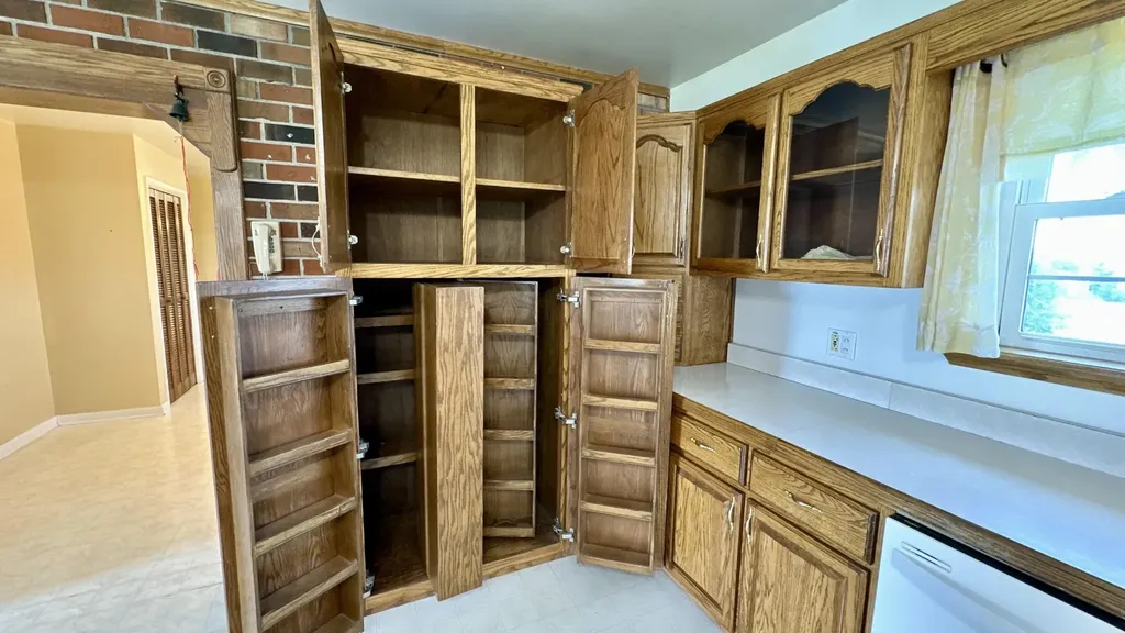 4431 Riggs Road Pikeville TN 37367