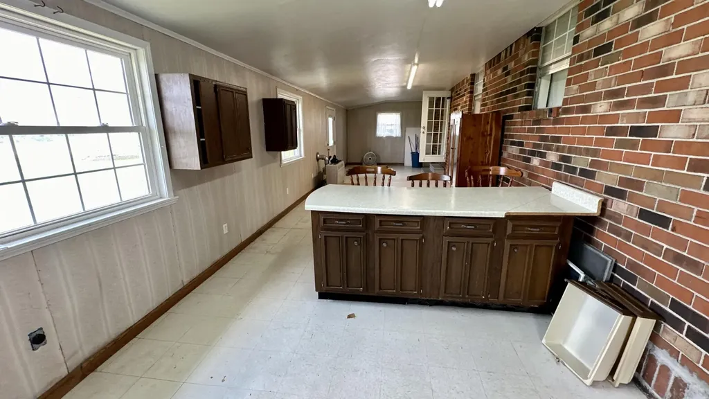 4431 Riggs Road Pikeville TN 37367