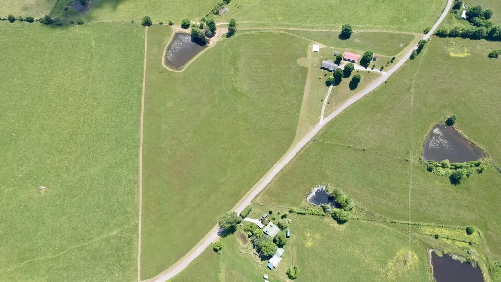 4431 Riggs Road Pikeville TN 37367