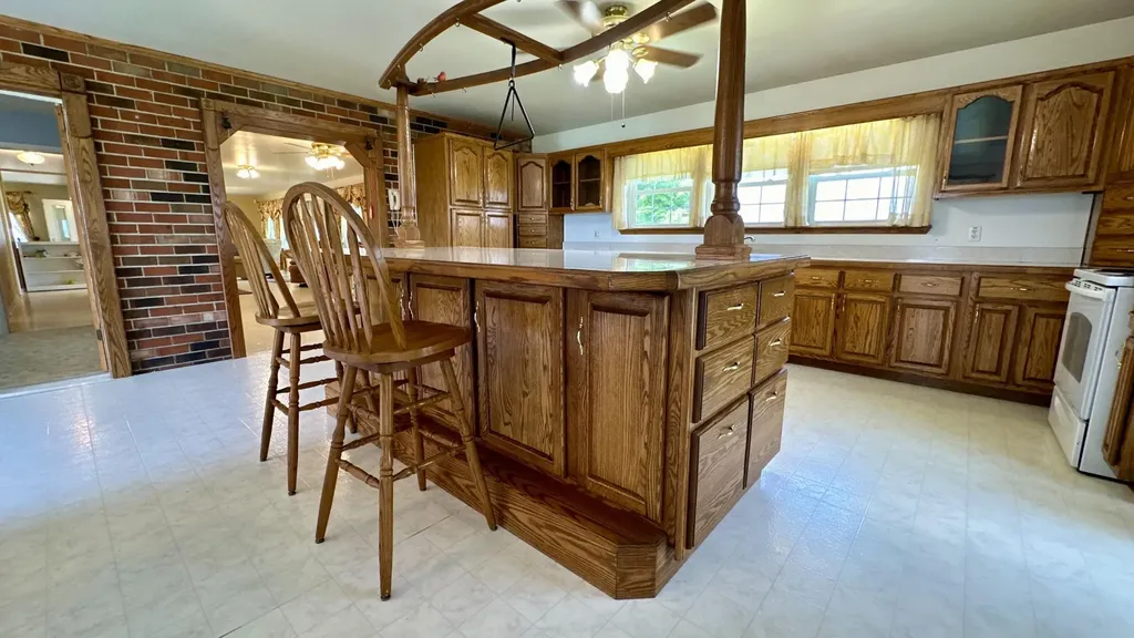 4431 Riggs Road Pikeville TN 37367