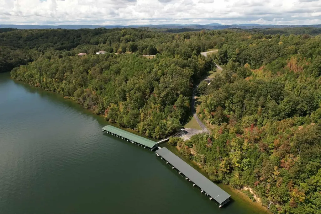 200 Waterside Way Spring City TN 37381