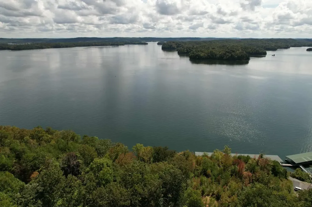 200 Waterside Way Spring City TN 37381