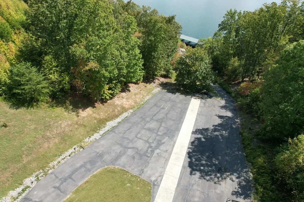 200 Waterside Way Spring City TN 37381