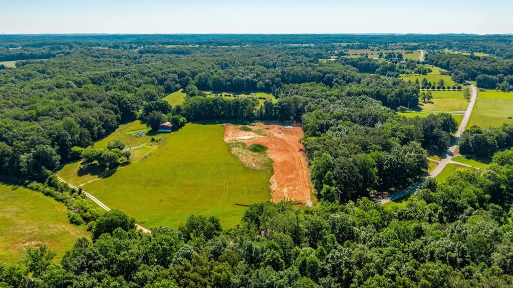 1313 Fowler Ford Road Portland TN 37148