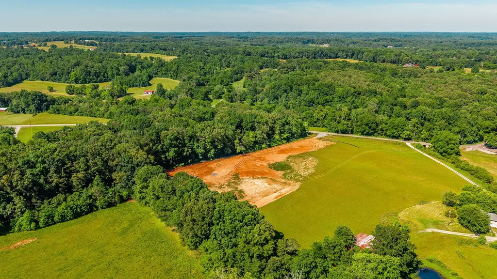 1313 Fowler Ford Road Portland TN 37148