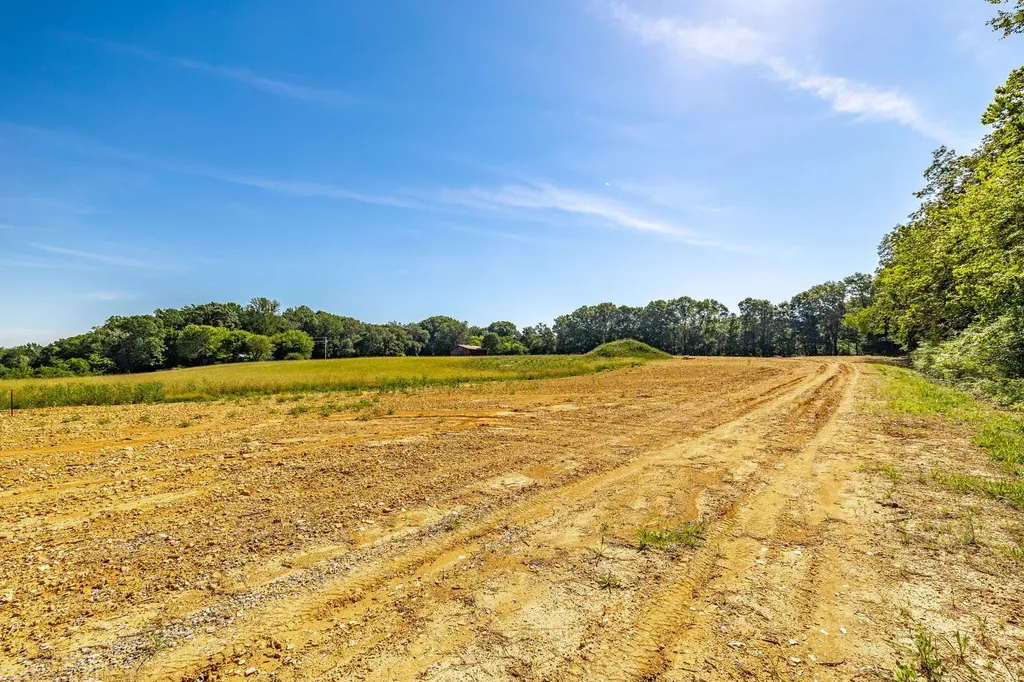 1313 Fowler Ford Road Portland TN 37148