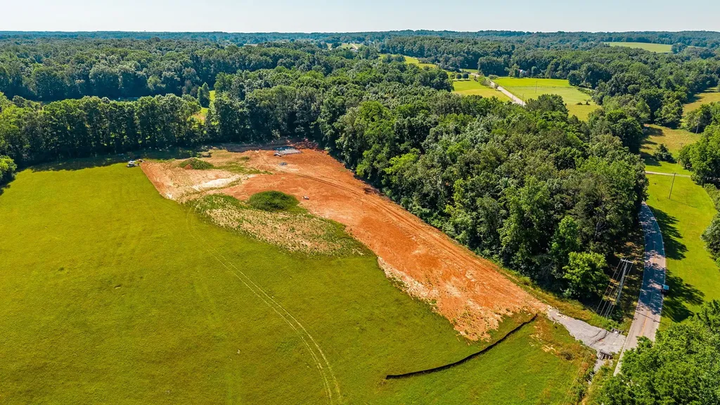 1313 Fowler Ford Road Portland TN 37148