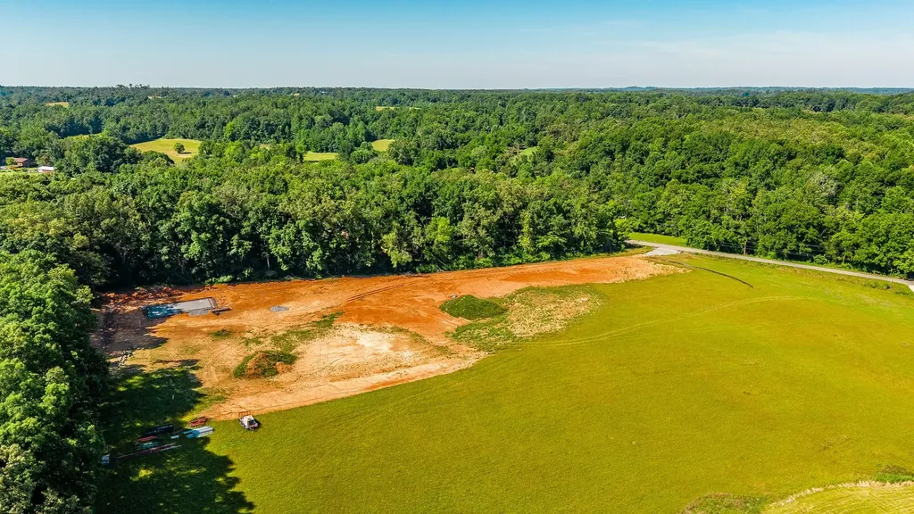 1313 Fowler Ford Road Portland TN 37148