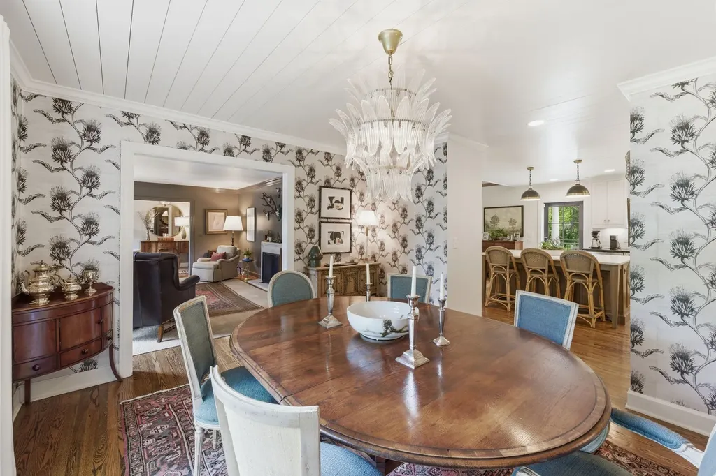 6228 Hillsboro Pike Nashville TN 37215