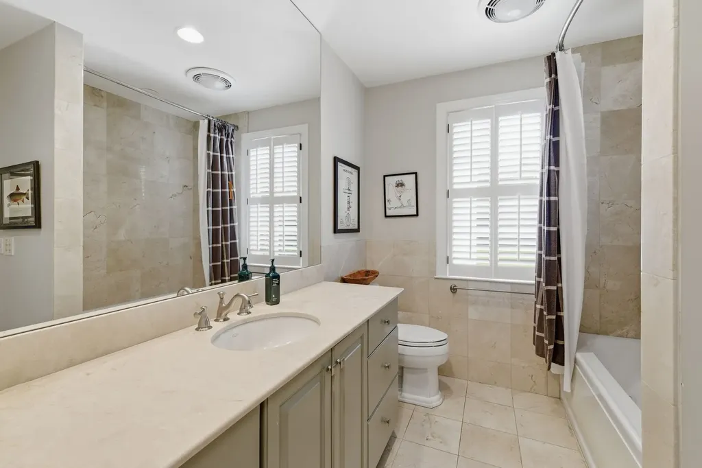 6228 Hillsboro Pike Nashville TN 37215