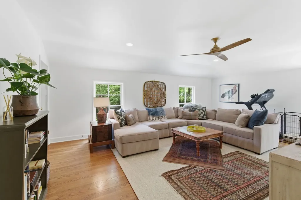 6228 Hillsboro Pike Nashville TN 37215