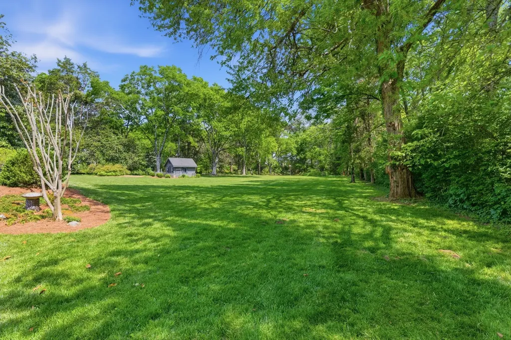 6228 Hillsboro Pike Nashville TN 37215