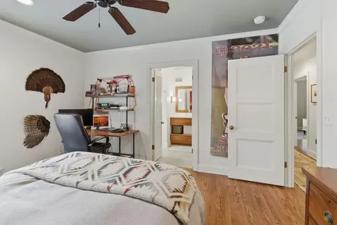 6228 Hillsboro Pike Nashville TN 37215