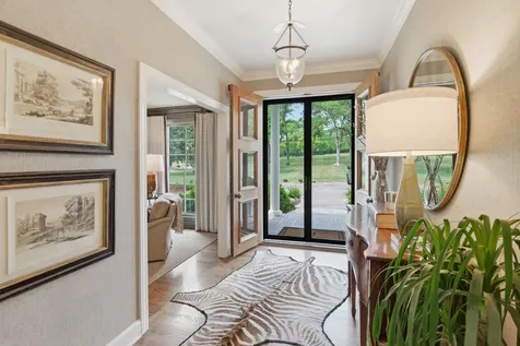 6228 Hillsboro Pike Nashville TN 37215