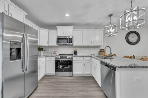 141 Quarry Point Drive Clarksville TN 37043