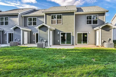 141 Quarry Point Drive Clarksville TN 37043