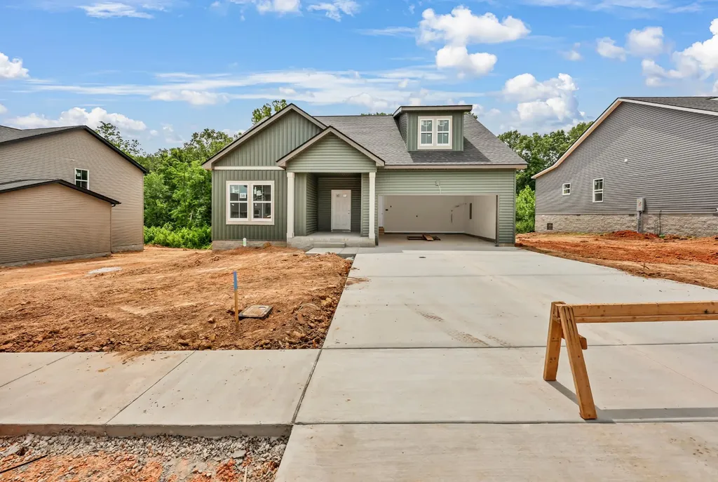 58 Cherry Fields Clarksville TN 37042