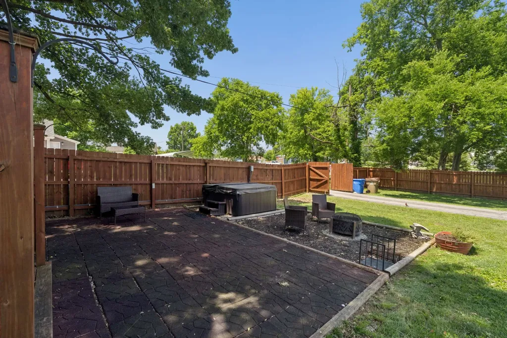 300 Drake Street Goodlettsville TN 37072
