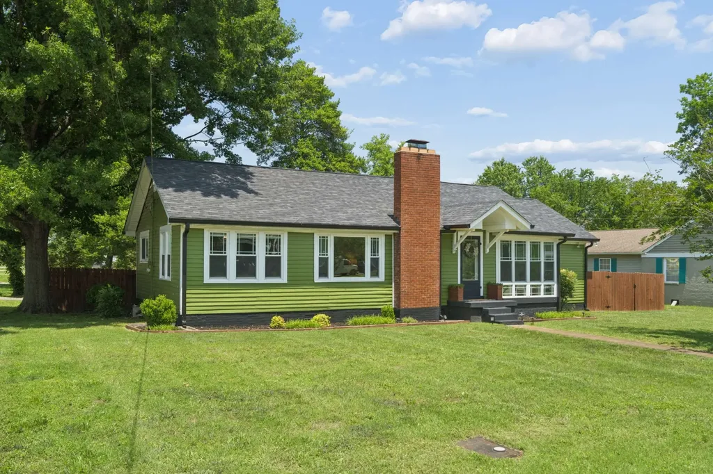 300 Drake Street Goodlettsville TN 37072