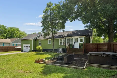 300 Drake Street Goodlettsville TN 37072