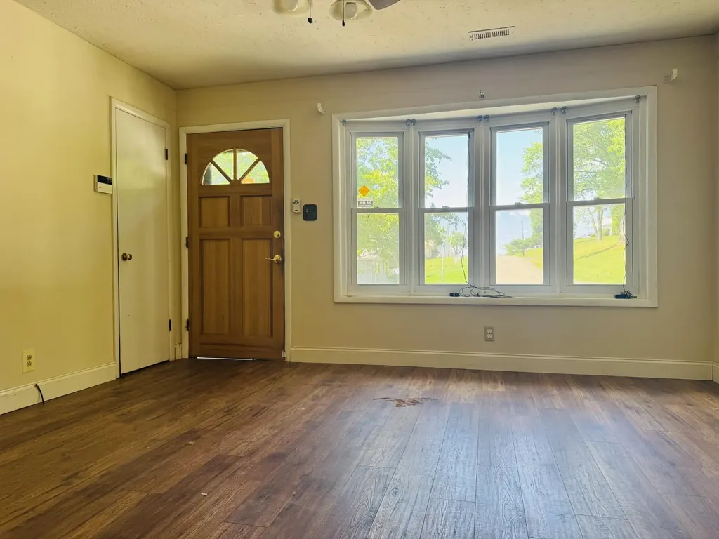 2250 Sylvania Avenue, SE Knoxville TN 37920