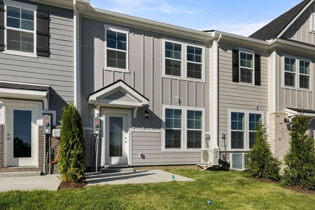5089 Dayflower Drive Hermitage TN 37076