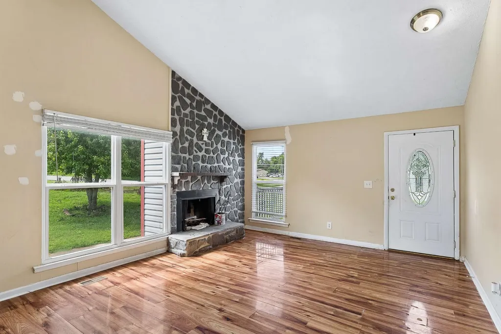 128 Stoneridge Parkway La Vergne TN 37086