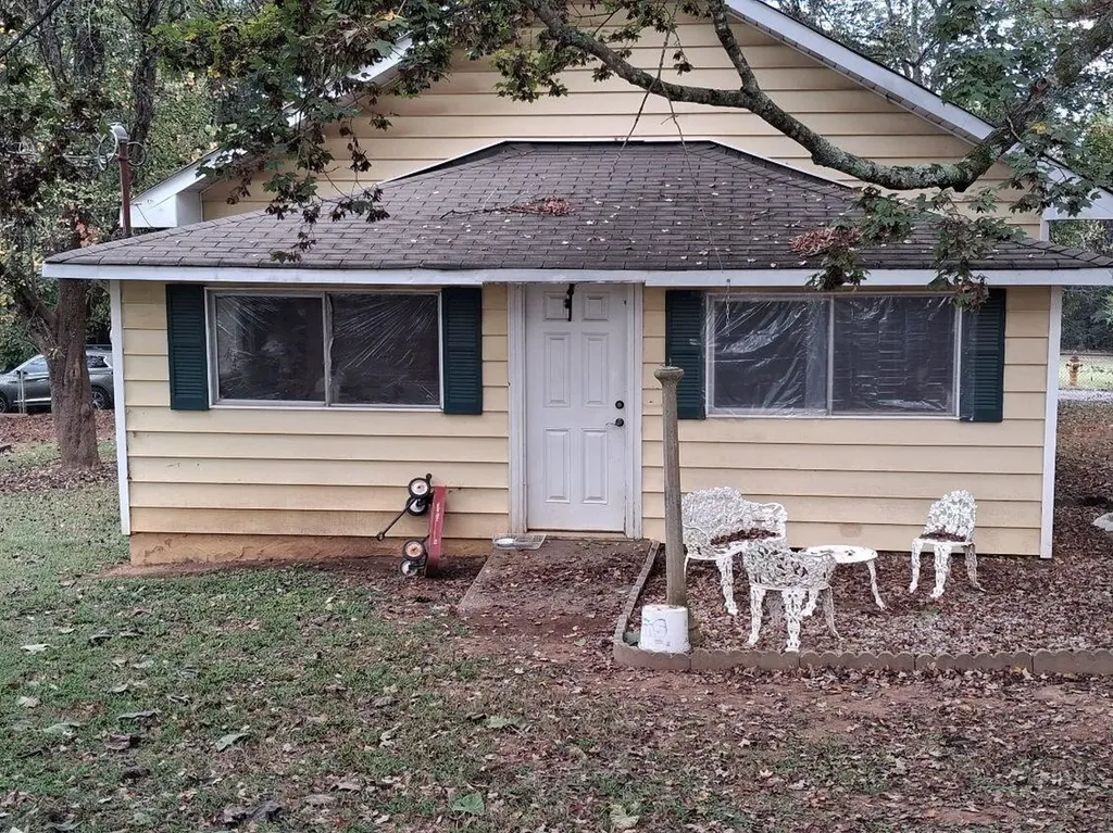 118 High Street Calhoun TN 37309