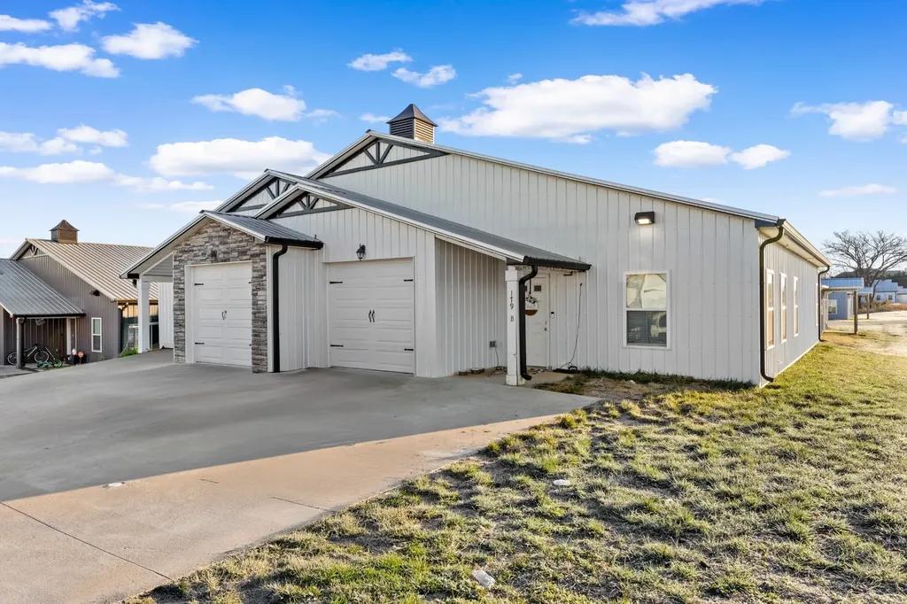 199 Bainbridge Drive Clarksville TN 37043