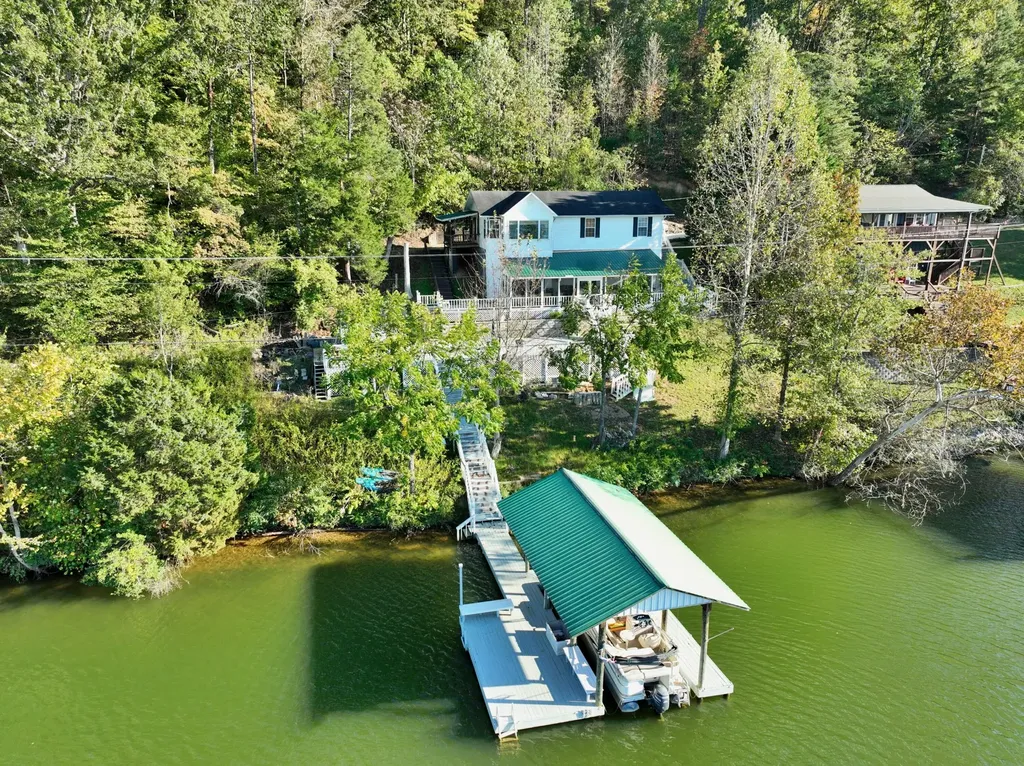 341 Clearwater Drive Spring City TN 37381