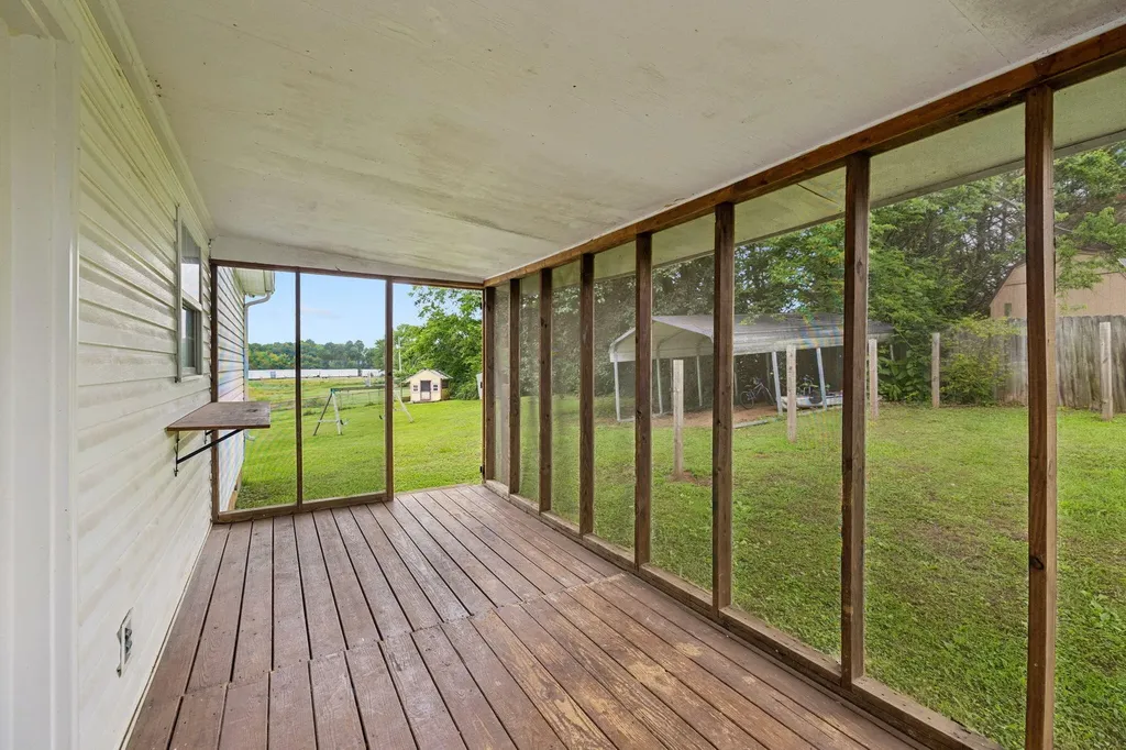 140 Apple Valley Court, NE Charleston TN 37310