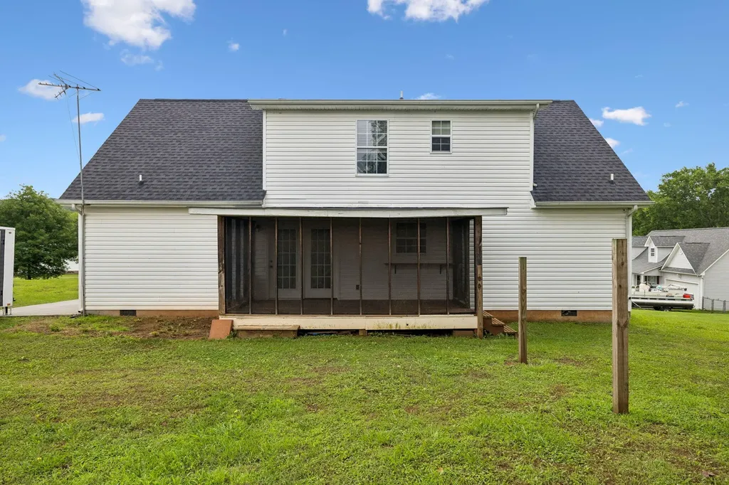 140 Apple Valley Court, NE Charleston TN 37310