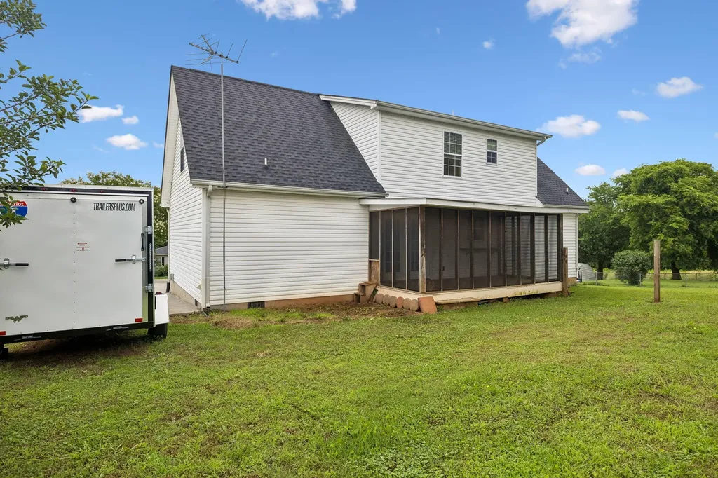 140 Apple Valley Court, NE Charleston TN 37310