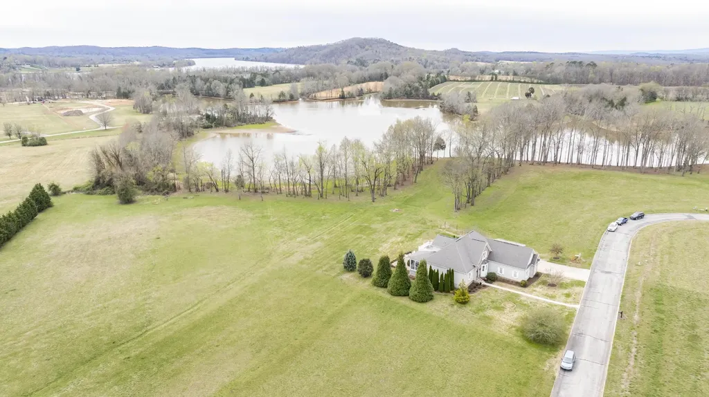 468 Melrose Place Dayton TN 37321