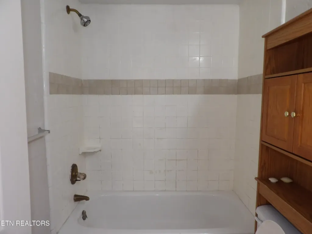 332 Cleveland Street Crossville TN 38555