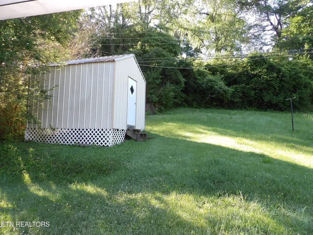 332 Cleveland Street Crossville TN 38555