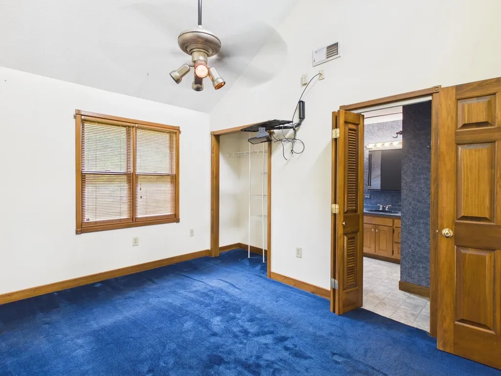 3442 River Road Ten Mile TN 37880