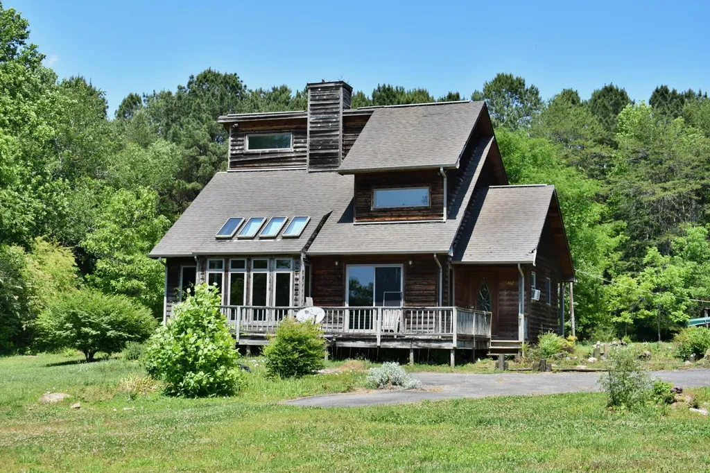 3442 River Road Ten Mile TN 37880