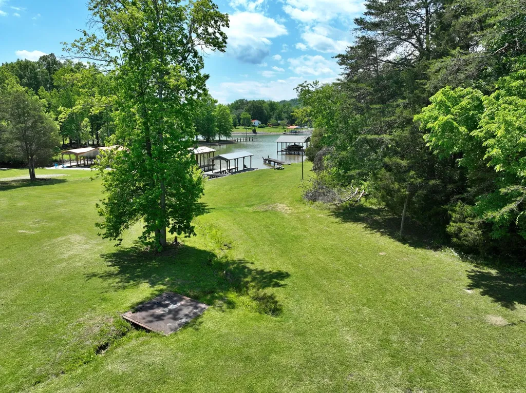 3442 River Road Ten Mile TN 37880